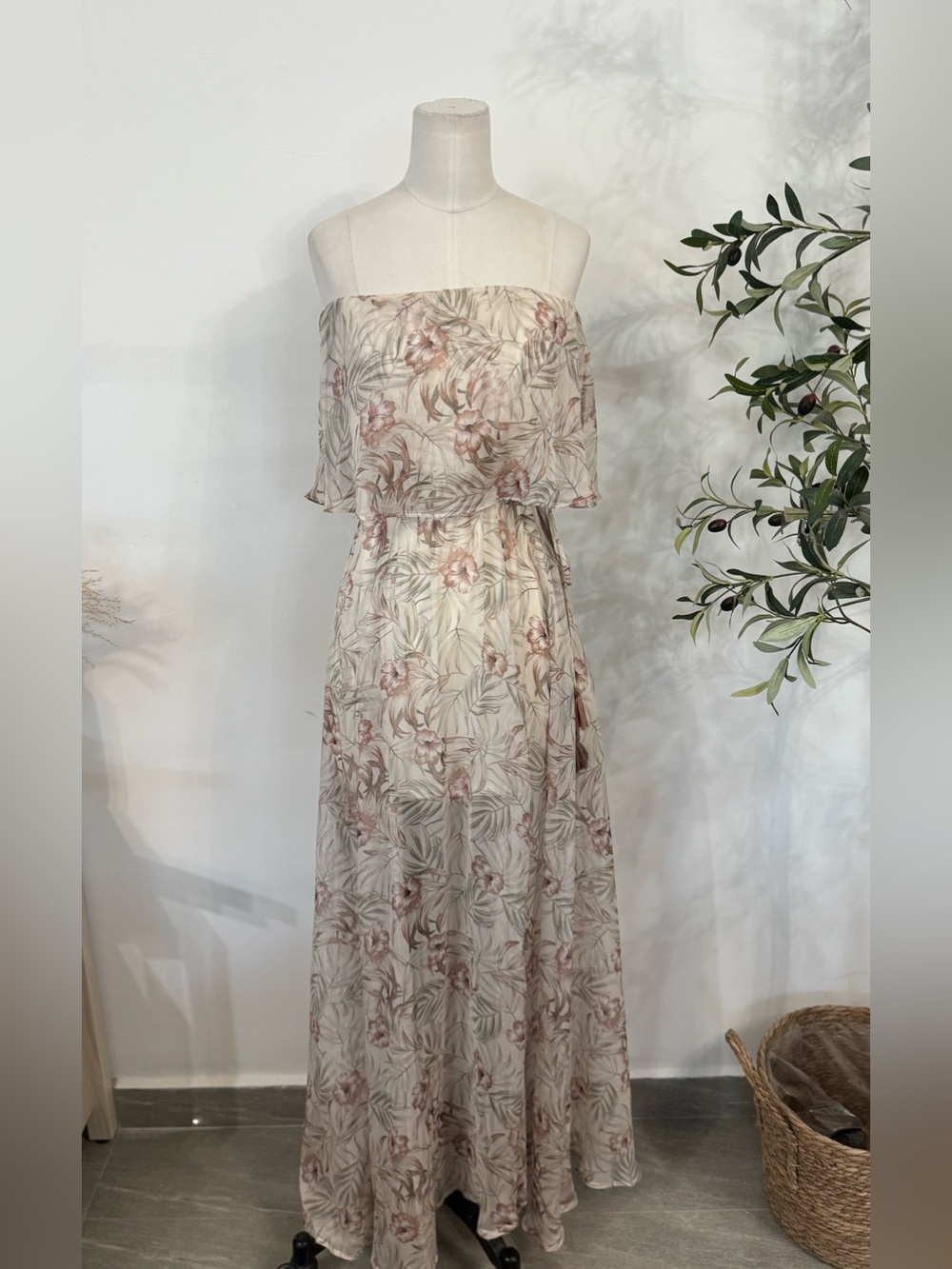AAKAA - Floral Strapless Off Shoulder Ruffle Maxi Dress Size Small Boho
